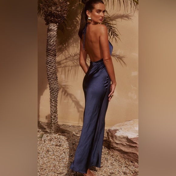 Sophisticated Backless Navy Dress - Picture 2 of 10